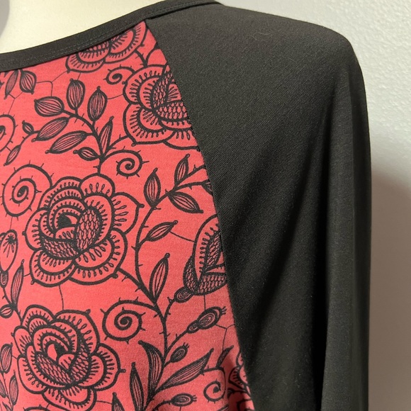 LuLaRoe “Randy” baseball tee - Picture 3 of 3